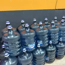 Air Aqua Mineral Plus Galon 19 Liter
