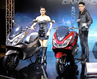 Main Image Harga Dan Spesifikasi Terobosan Baru Motor Matic Honda PCX 150