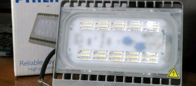 Daftar Harga Lampu Sorot LED Philips dalam Berbagai Ukuran 