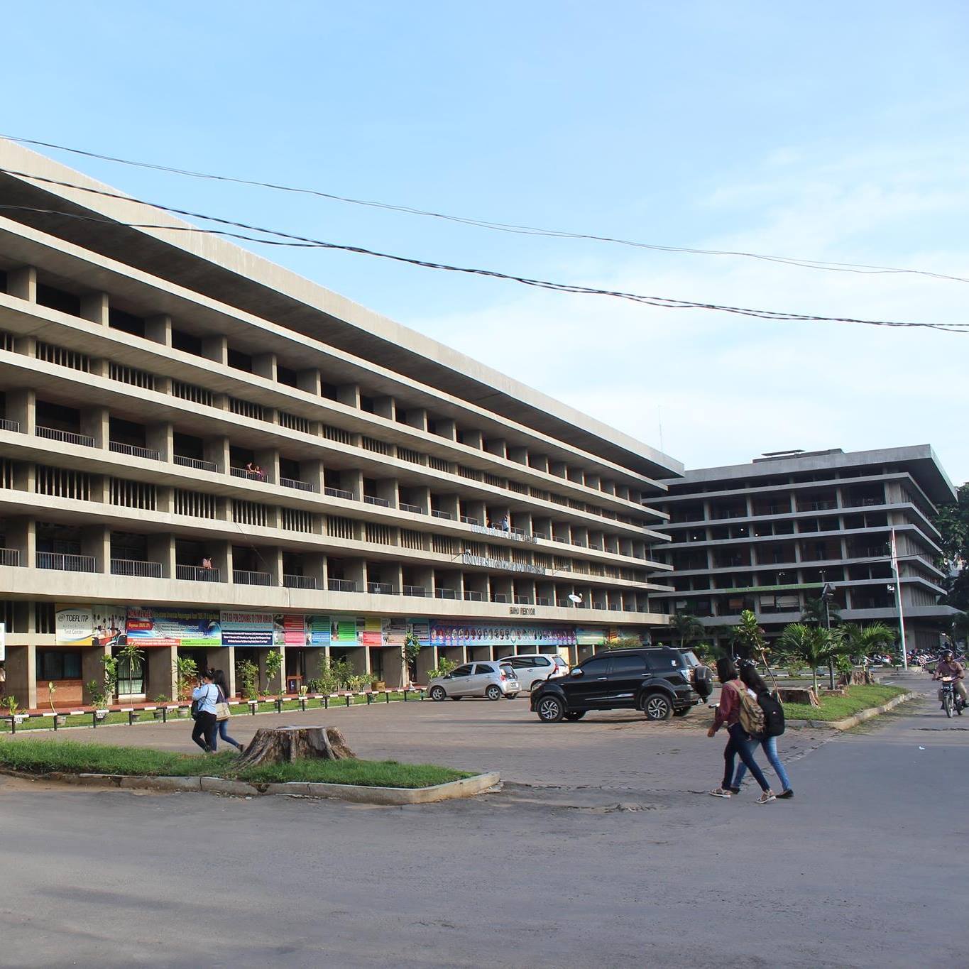 Main Image Pendaftaran dan Biaya Kuliah Universitas HKBP Nommensen Medan TA 2025/2026