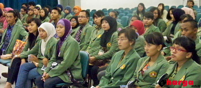 fakultas, Nasional, pembangunan, pendidikan, Surabaya, universitas